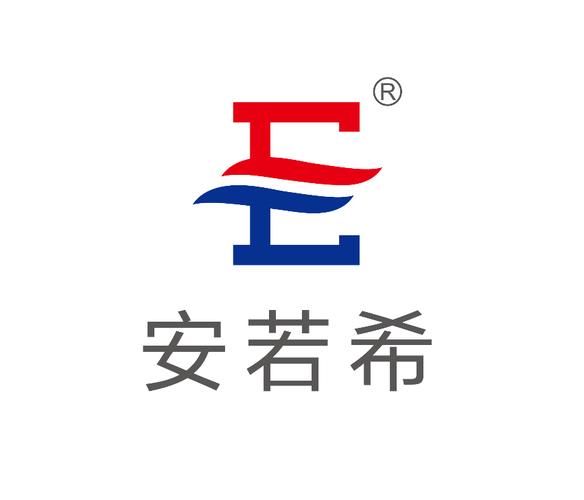 闫泠锟 以信息科技驱动的商业服务先锋